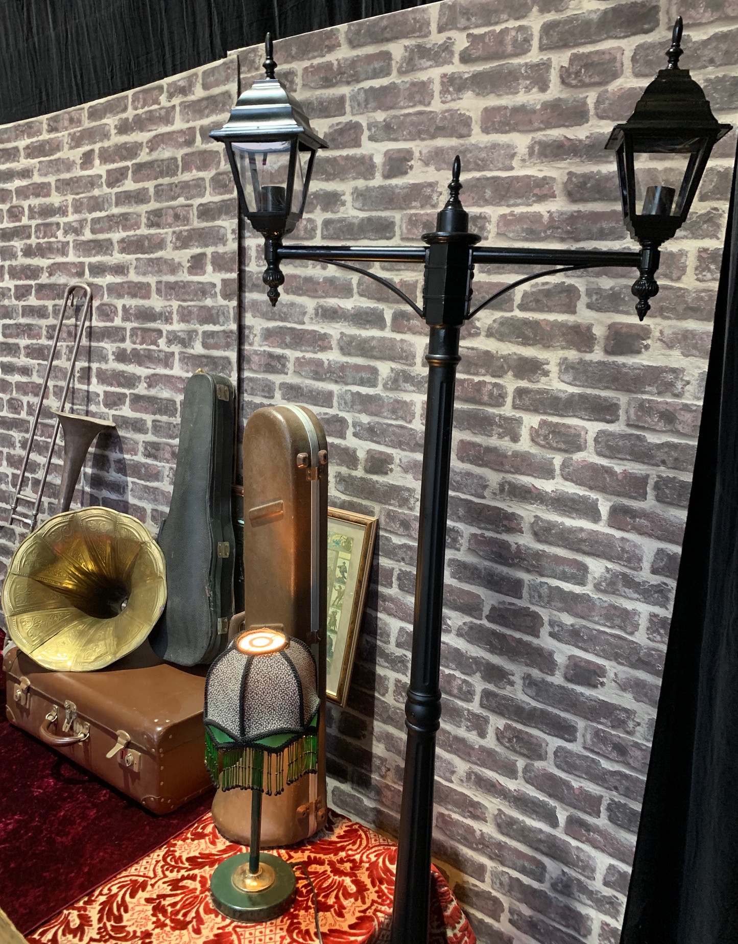 1920’s Brick Wall Streetlamp - Prop For Hire