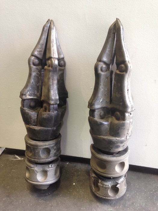 Alien Claws - Prop For Hire