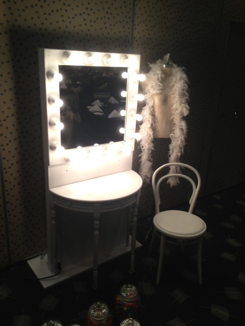 Burlesque Changing Room - Prop For Hire
