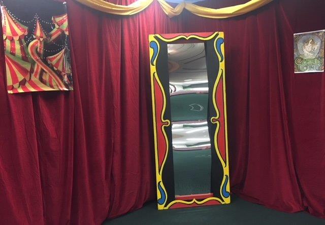 Circus Mirror - Prop For Hire