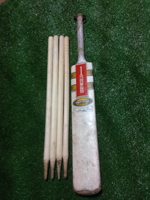 Cricket Bat Wickets - Prop For Hire