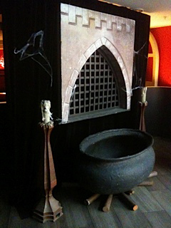 Horror Cookpot - Prop For Hire