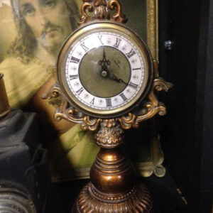 Ornate Gold Clock - Prop For Hire
