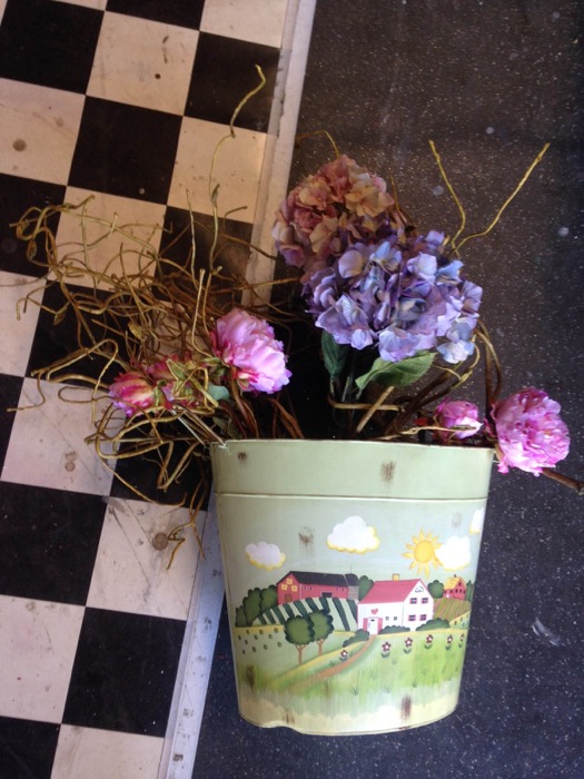 Vintage Country Flowers - Prop For Hire