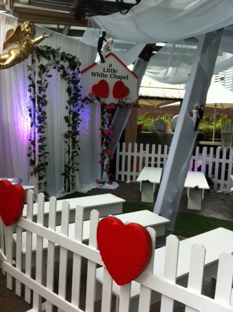 Picket Heart Fence - Prop For Hire